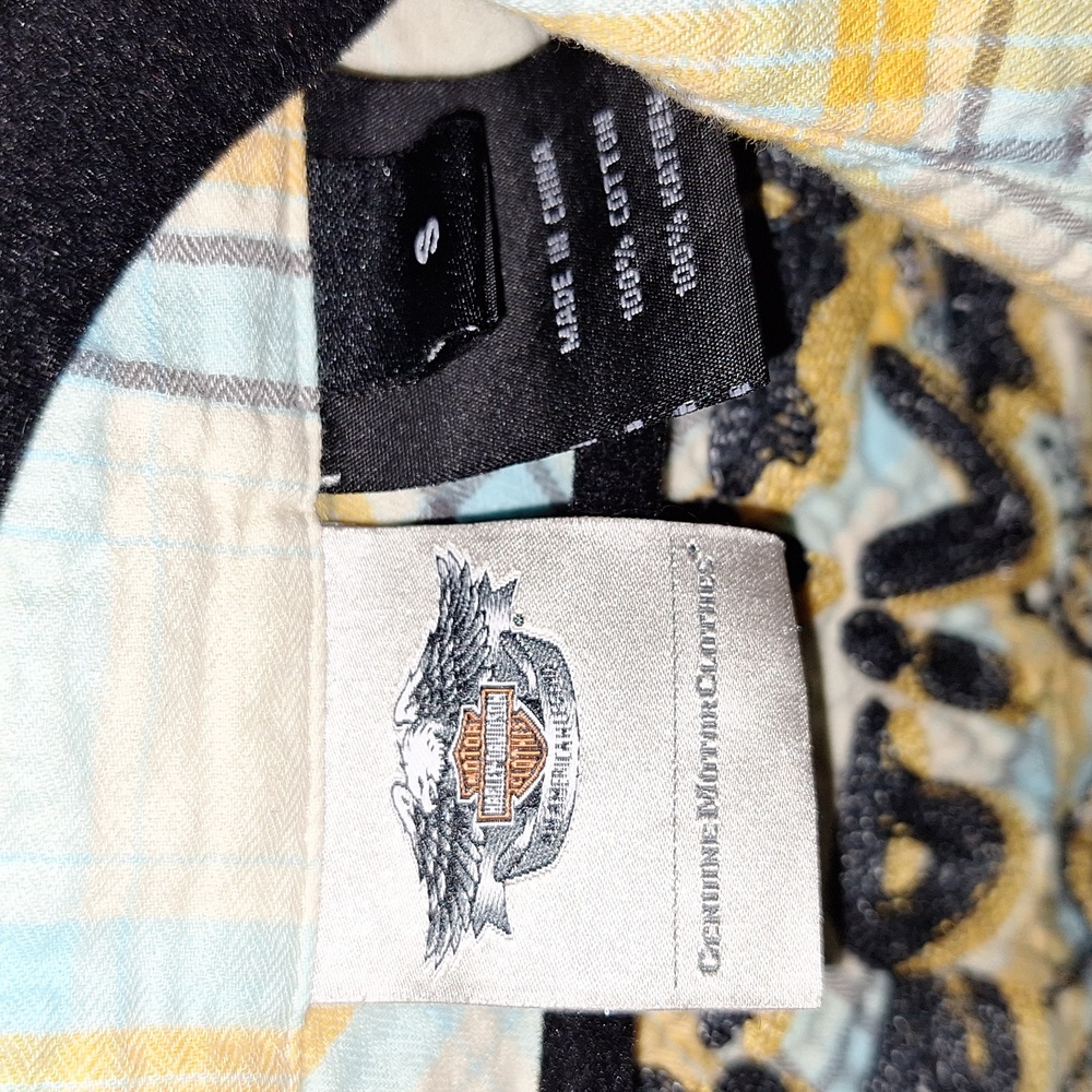 🏍 Harley Davidson button-up plaid top with butterfly design. Small - Picture 4 of 8